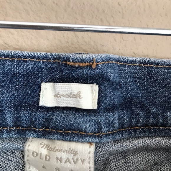 Old Navy Maternity Stretch Jean Bermuda Shorts 8 - Picture 5 of 9